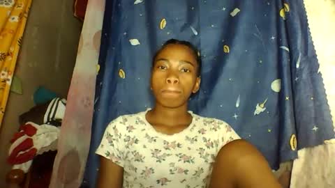 Snapshot of alliciax632770 chatting on 11-30-25, 07:40 alliciax632770 online show from 11-30-25, 07:40