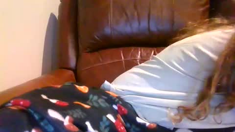 alliebearx online show from 11-24-25, 05:29