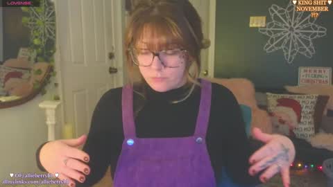 Snapshot of allieberrybb chatting on 12-03-24, 04:50 bb online show from 12-03-24, 04:50