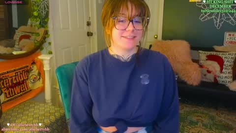 Snapshot of allieberrybb chatting on 12-09-24, 01:45 bb online show from 12-09-24, 01:45