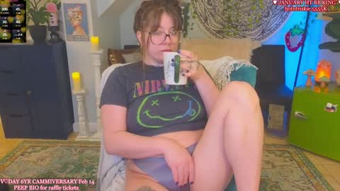 Snapshot of allieberrybb chatting on 01-31-25, 09:27 bb online show from 01-31-25, 09:27