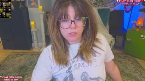 Snapshot of allieberrybb chatting on 01-31-25, 04:59 bb online show from 01-31-25, 04:59