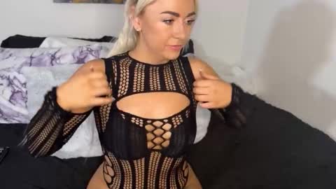 Snapshot of alliefyre chatting on 03-24-26, 12:21 Allie Fyre online show from 03-24-26, 12:21