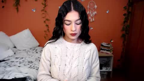 Snapshot of allierose_ chatting on 10-05-25, 05:22 Allie online show from 10-05-25, 05:22