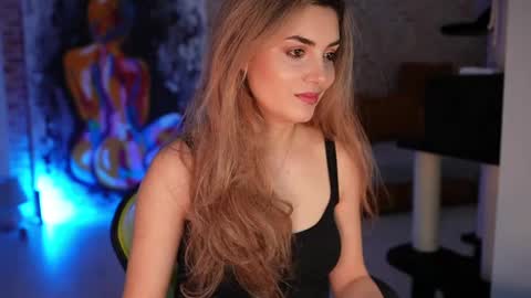 Snapshot of alliesynns chatting on 02-17-25, 01:42 Allie online show from 02-17-25, 01:42