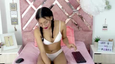 Snapshot of allis0n_ik chatting on 11-29-25, 07:22 ALLIS0N IK online show from 11-29-25, 07:22