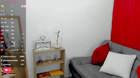 Snapshot of allison0724 chatting on 12-24-24, 11:22 online show from 12-24-24, 11:22