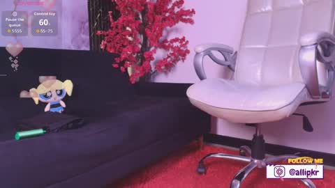 Snapshot of allison_parker1_ chatting on 06-08-26, 12:16 allison_parker1_ online show from 06-08-26, 12:16