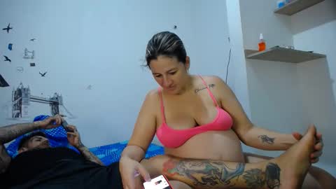 Snapshot of allisonbaby_ chatting on 04-28-26, 04:28 allison online show from 04-28-26, 04:28