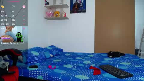 Snapshot of allisonbaby_ chatting on 05-23-26, 04:55 allison online show from 05-23-26, 04:55