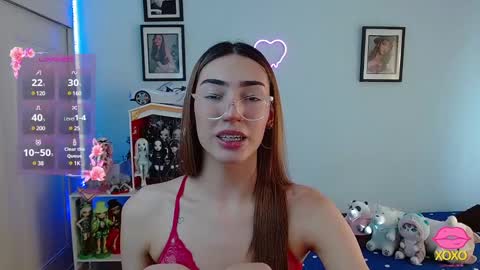 Snapshot of allisonblossom chatting on 12-11-24, 09:12 online show from 12-11-24, 09:12