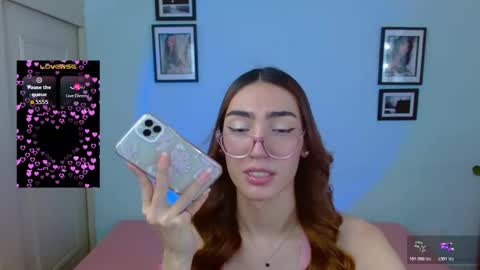 Snapshot of allisonblossom chatting on 11-01-25, 07:27 online show from 11-01-25, 07:27