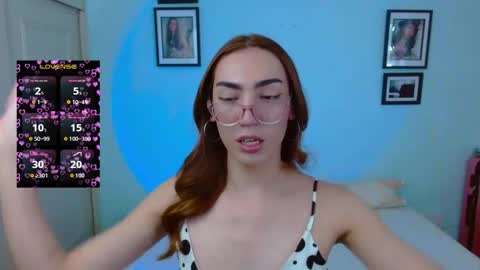 Snapshot of allisonblossom chatting on 12-20-25, 07:10 online show from 12-20-25, 07:10