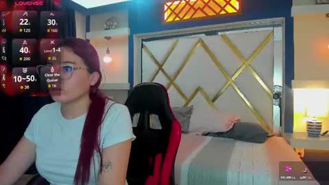 Snapshot of allisonlove_88 chatting on 06-20-26, 02:14 ALLISON online show from 06-20-26, 02:14