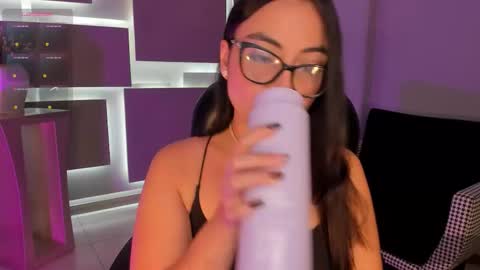 Allison Rogers online show from 10-23-25, 02:11