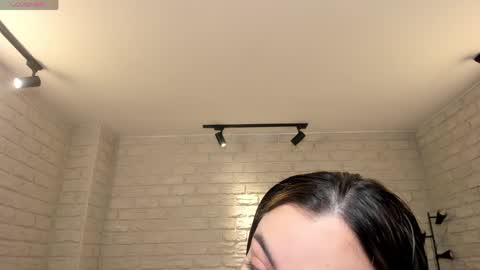 Snapshot of allisonrogersx chatting on 05-15-26, 11:39 Allison Rogers online show from 05-15-26, 11:39