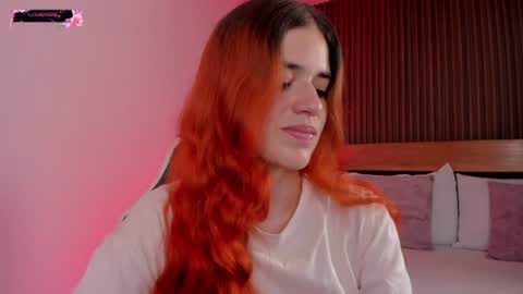 Snapshot of alliss_ginger_ chatting on 06-19-26, 09:51 A L L I S S online show from 06-19-26, 09:51