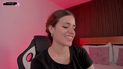 Snapshot of alliss_ginger_ chatting on 06-24-26, 09:58 A L L I S S online show from 06-24-26, 09:58