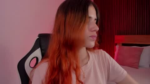 Snapshot of alliss_ginger_ chatting on 07-16-26, 09:32 A L L I S S online show from 07-16-26, 09:32