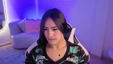 Allisson online show from 12-18-25, 04:29