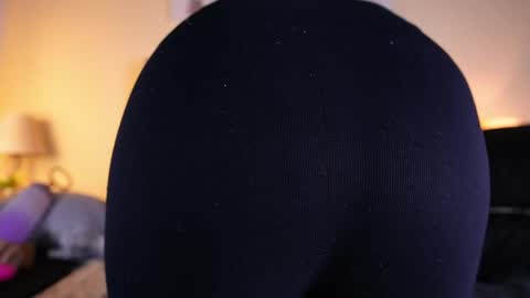 allisson online show from 05-11-26, 12:11