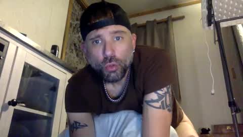 Snapshot of allitrunnin chatting on 10-04-25, 10:57 allitrunnin online show from 10-04-25, 10:57