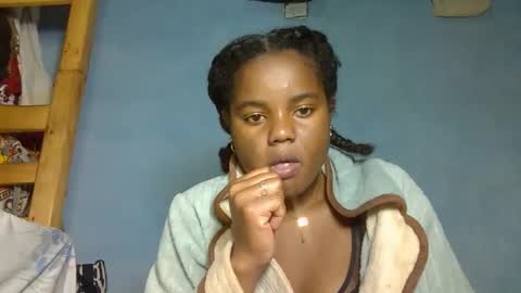 Snapshot of allizida01 chatting on 11-17-25, 03:51 allizida01 online show from 11-17-25, 03:51