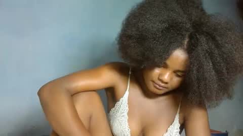 Snapshot of allizida01 chatting on 11-28-25, 06:10 allizida01 online show from 11-28-25, 06:10