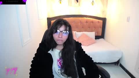 Snapshot of alllyson_ chatting on 07-13-26, 08:22 alison online show from 07-13-26, 08:22