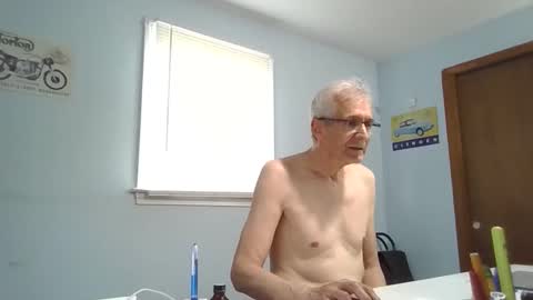 Snapshot of allopigno chatting on 04-15-26, 09:48 Allopigno online show from 04-15-26, 09:48