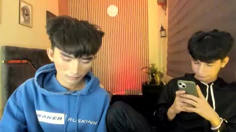 Snapshot of alluring_alpha chatting on 10-07-25, 03:20 kim and josh online show from 10-07-25, 03:20