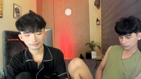 Snapshot of alluring_alpha chatting on 10-21-25, 02:01 kim and josh online show from 10-21-25, 02:01