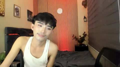 Snapshot of alluring_alpha chatting on 10-26-25, 05:35 kim and josh online show from 10-26-25, 05:35