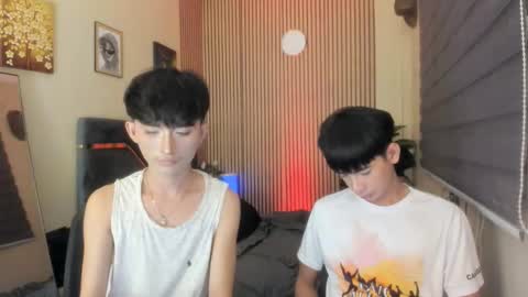 Snapshot of alluring_alpha chatting on 11-24-25, 03:56 kim and josh online show from 11-24-25, 03:56