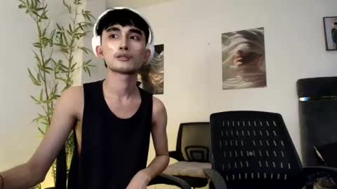 Snapshot of alluring_alpha chatting on 06-23-26, 02:20 kim and josh online show from 06-23-26, 02:20