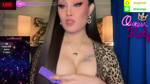 Queen Majesty Katy online show from 04-13-26, 08:53