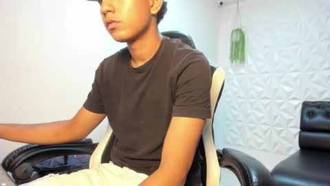 alluringangel01 online show from 01-08-26, 01:08