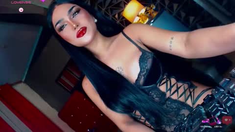 Snapshot of alluringnatalya chatting on 01-12-26, 08:52 Natalya Fox online show from 01-12-26, 08:52