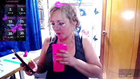Snapshot of ally_sweety chatting on 02-21-25, 10:04 ally_sweety online show from 02-21-25, 10:04