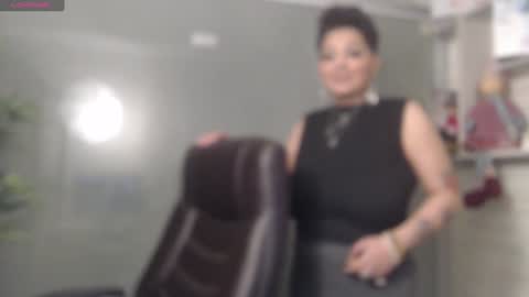 Snapshot of allyiah chatting on 12-02-24, 06:21 online show from 12-02-24, 06:21