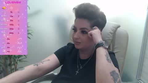 Snapshot of allyiah chatting on 12-27-24, 10:16 online show from 12-27-24, 10:16