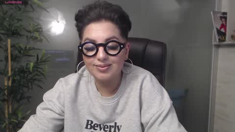Snapshot of allyiah chatting on 01-15-25, 09:20 online show from 01-15-25, 09:20