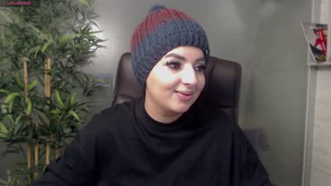 Snapshot of allyiah chatting on 01-26-25, 01:41 online show from 01-26-25, 01:41