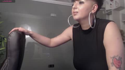 Snapshot of allyiah chatting on 01-31-25, 09:26 online show from 01-31-25, 09:26
