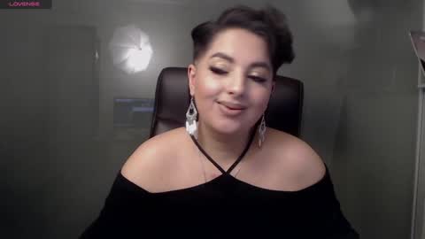 Snapshot of allyiah chatting on 02-06-25, 10:43 online show from 02-06-25, 10:43