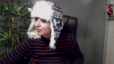 Snapshot of allyiah chatting on 02-22-25, 02:39 online show from 02-22-25, 02:39