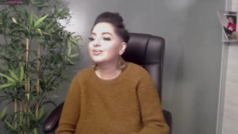 Snapshot of allyiah chatting on 02-23-25, 12:51 online show from 02-23-25, 12:51