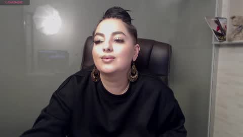 Snapshot of allyiah chatting on 03-08-25, 01:28 online show from 03-08-25, 01:28