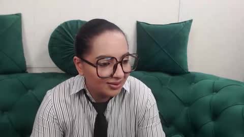         online show from 03-06-26, 09:22