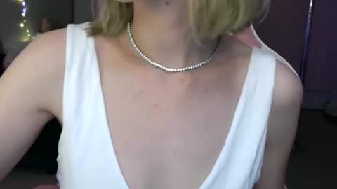 Ally Girl In Her Ally World online show from 04-23-26, 04:03